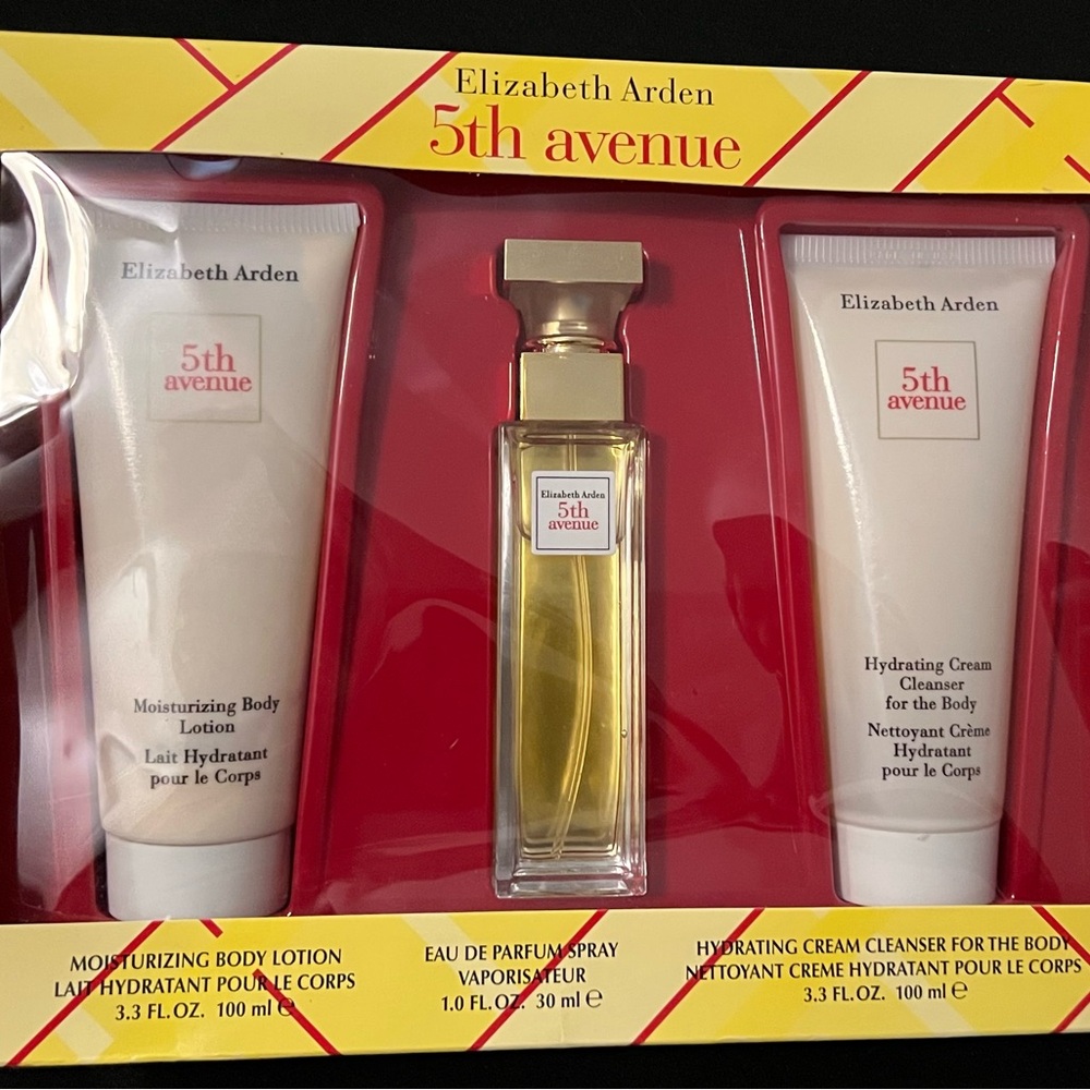 Elizabeth Arden 5th Avenue Fragrance and Skincare Set